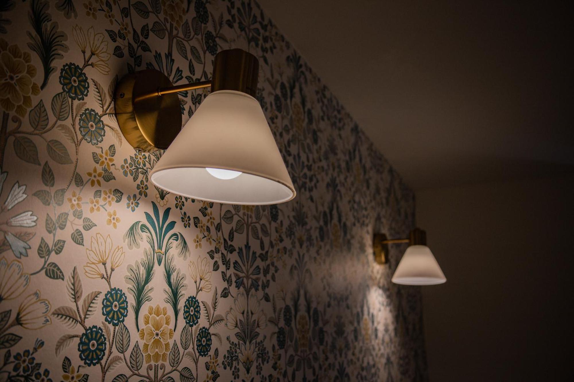 Apartment Gold Touch